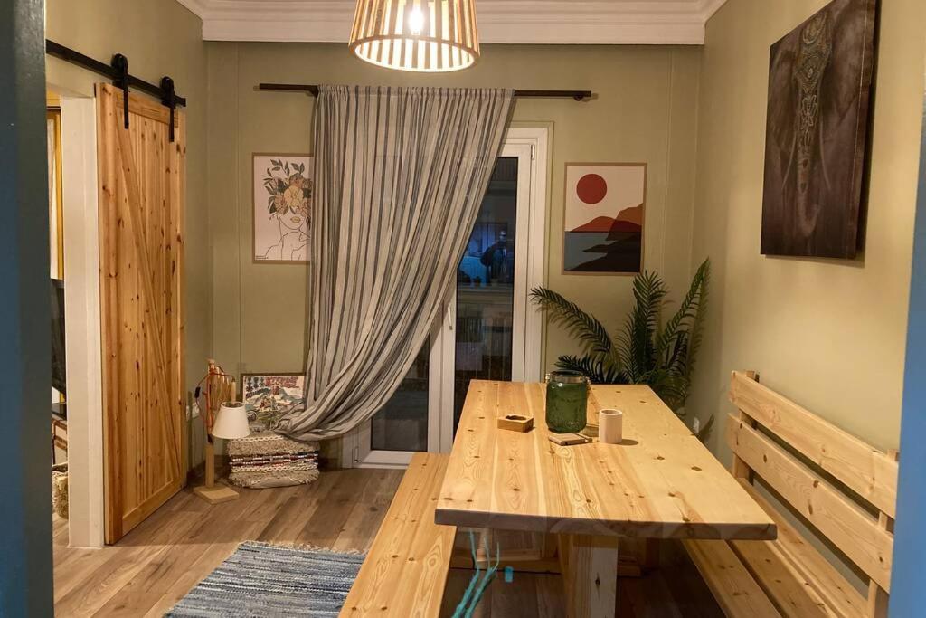 Bohemian Living Apartment Thessaloniki Exterior photo