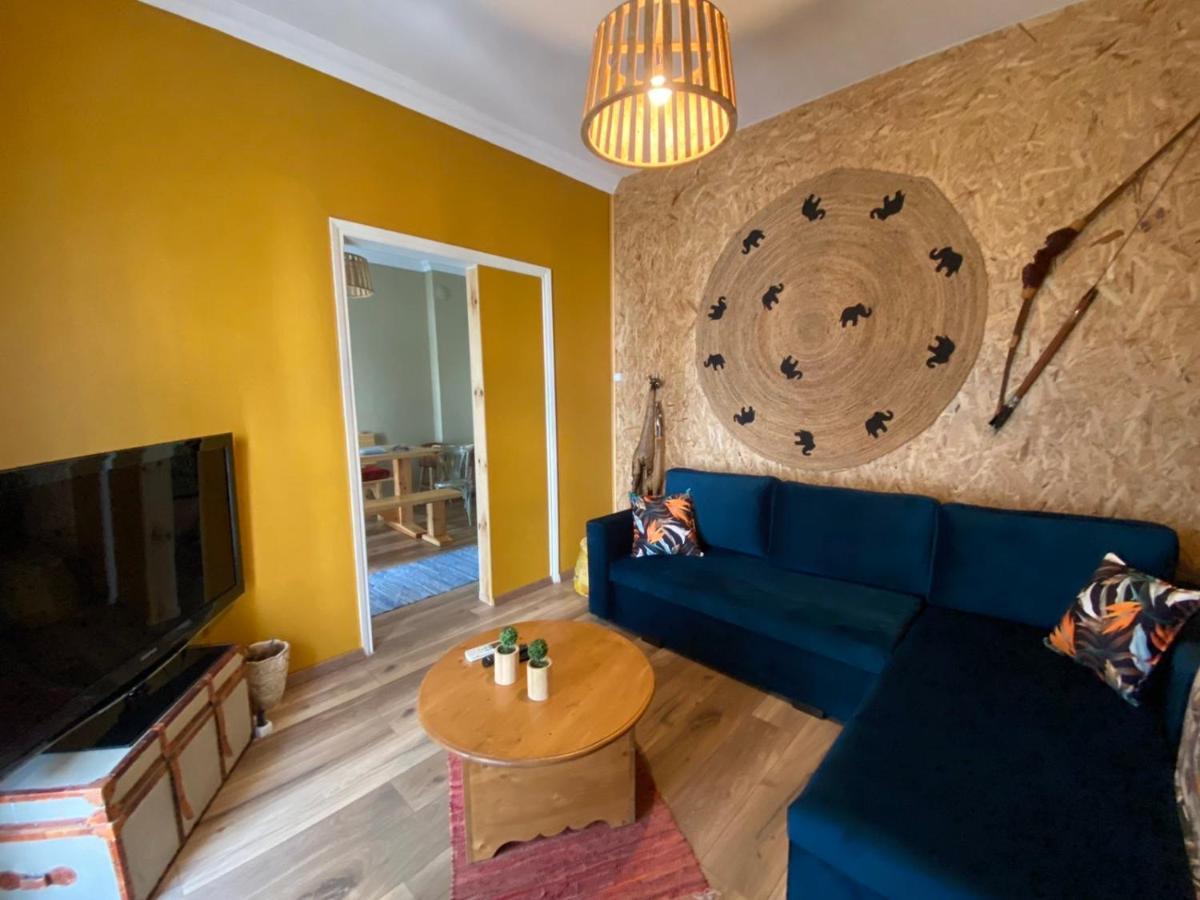 Bohemian Living Apartment Thessaloniki Exterior photo