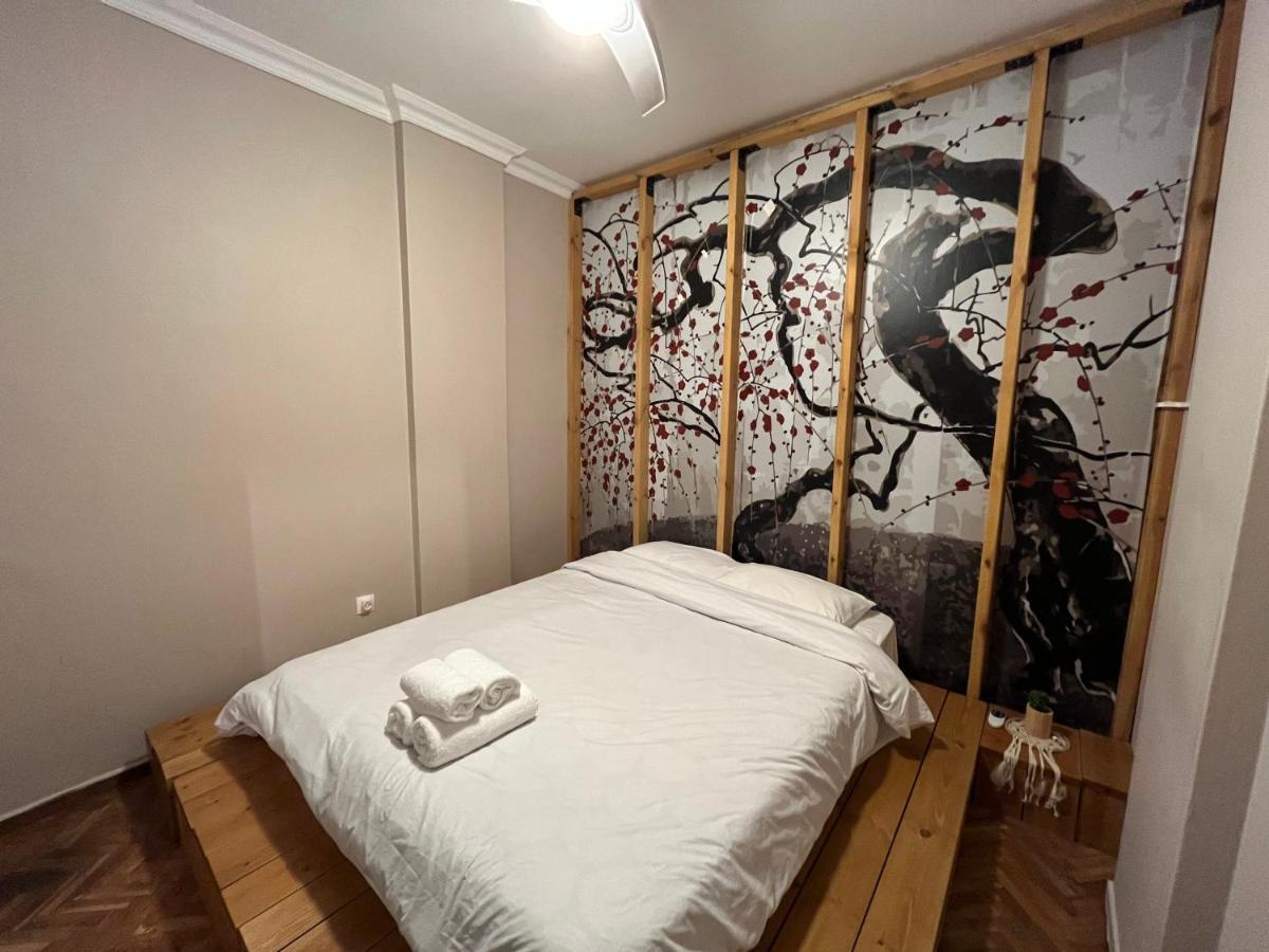 Bohemian Living Apartment Thessaloniki Exterior photo